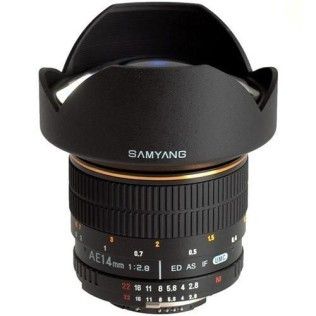 Samyang 8mm f/3.5 UMC Fisheye CS II > Canon