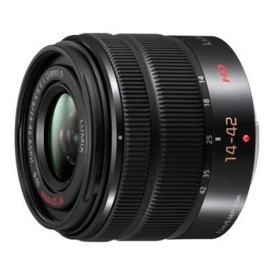 Panasonic 14-42mm f/3.5-5.6 Vario II ASPH / Mega OIS Noir